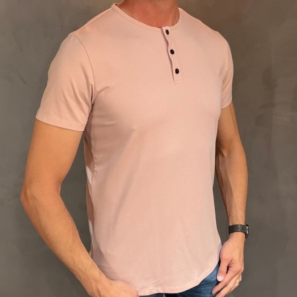 Cuts Clothing‎ Men's PYCA Pro Henley T-Shirt Short Sleeve Pale Pink Size Medium